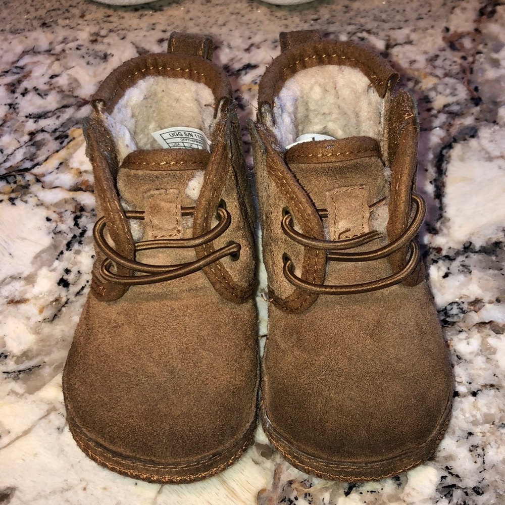 UGG Baby Neumel - chestnut color